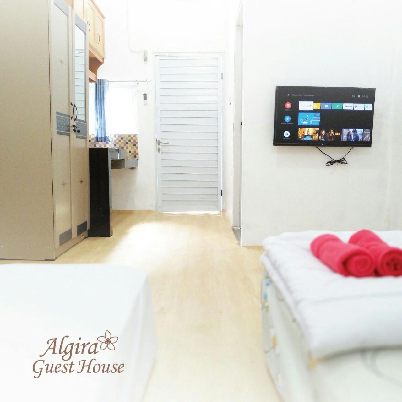 Cimanggu Algira Guest House Gunungbatu Syariah מראה חיצוני תמונה